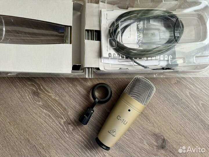 USB микрофон Behringer C-U1