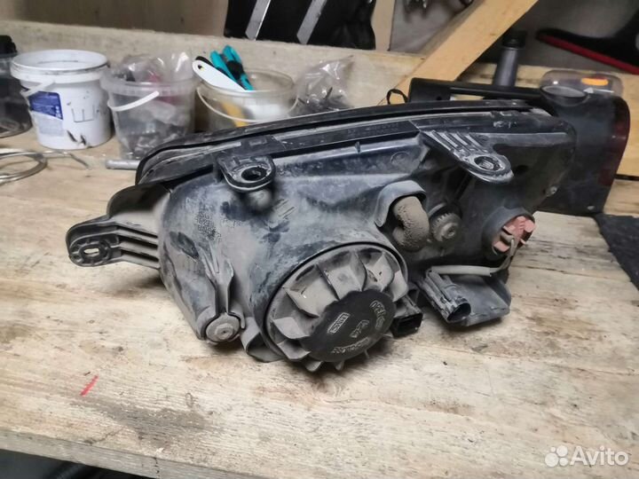 Фара hyundai сантафе