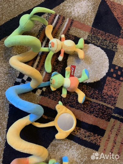 Игрушка на кроватку/коляску-погремушка развивающая