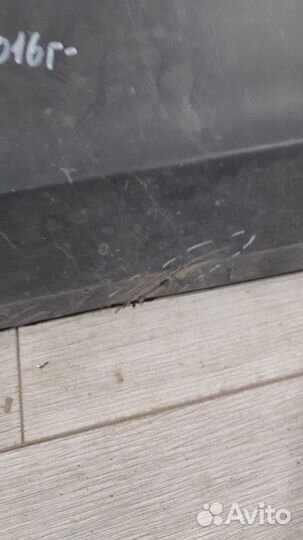 Молдинг двери передний правый Volkswagen Tiguan 2