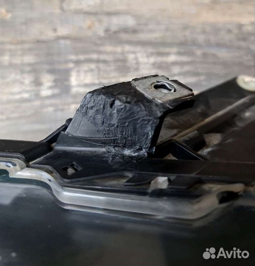 Фара левая Volkswagen Polo