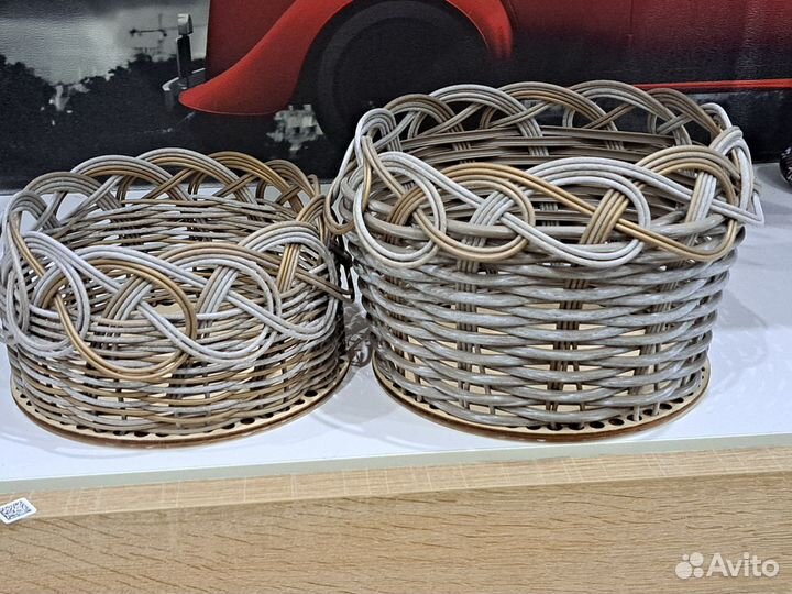 Корзинка плетенная