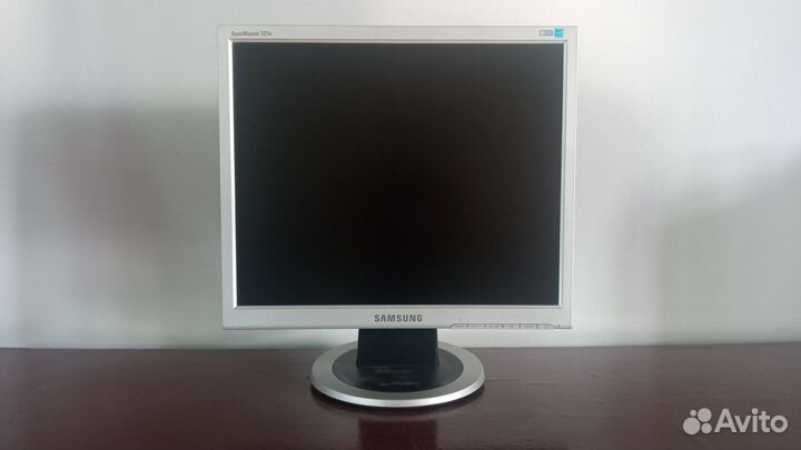 Мониторы 19 - ЖК бу