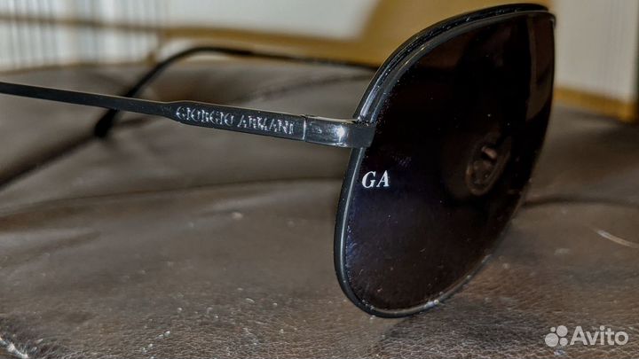 Солнцезащитные очки Giorgio Armani