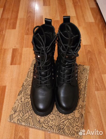 Новые кожаные с мехом зимние ботинки р.37