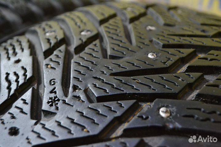 Nokian Tyres Hakkapeliitta 8 245/50 R18