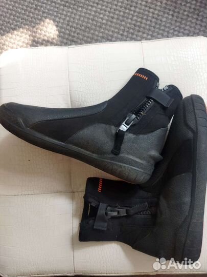 Неопреновые боты