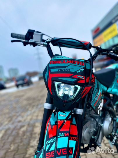 Питбайк Regulmoto Seven Medist 140cc