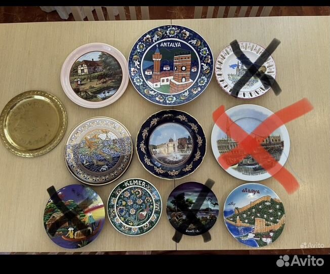 Сувенирные тарелки из разных стран 13 штук