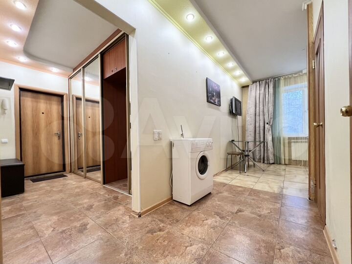 2-к. квартира, 52 м², 1/5 эт.