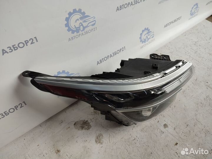 Фара правая Kia Seltos