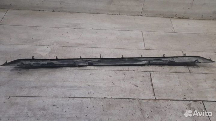 Накладка заднего бампера задняя Toyota Fortuner 2