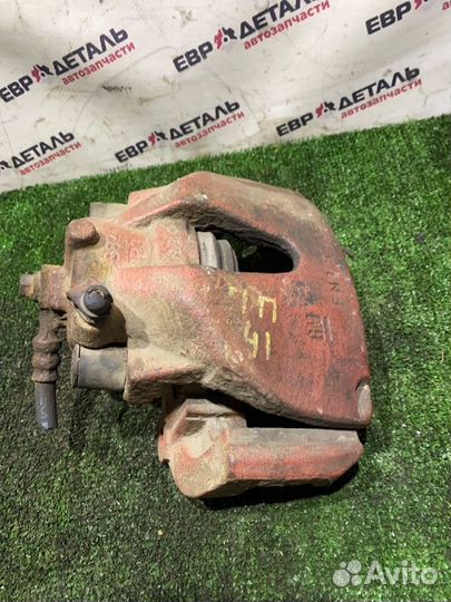 Суппорт тормозной передний правый Opel Astra H