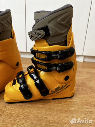 Горнолыжные ботинки 24.5