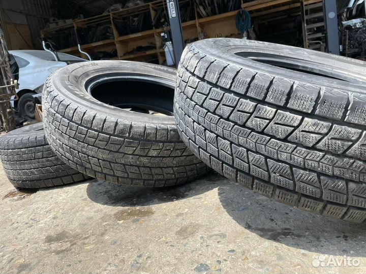 Dunlop Winter Maxx 265/65 R17