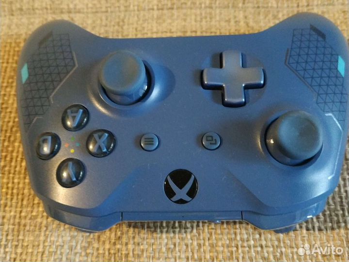 Джойстик (Геймпад) оригинал Xbox ONE S/X