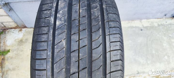 Nexen N Fera RU1 265/35 R18