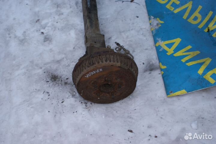 Задняя балка Chrysler Voyager 4