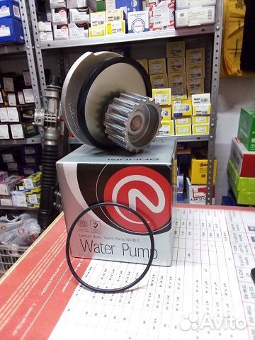 Помпа Daewoo nexia 16V