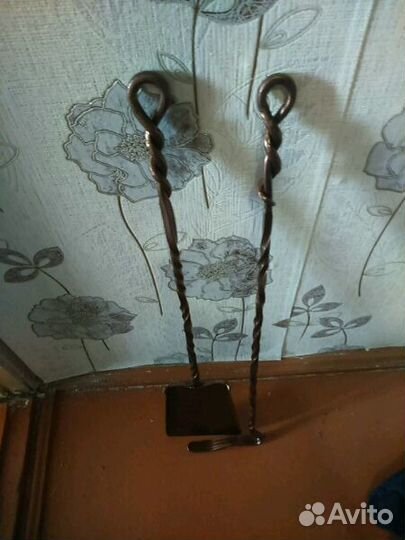 Кочерга и совок