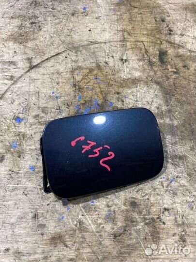 Лючок бензобака Mercedes-Benz E-Class W210 M104E28