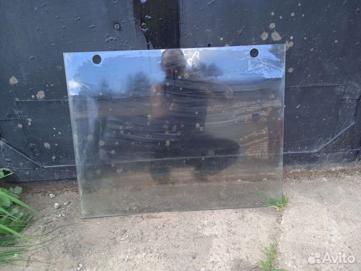 Мебельное стекло