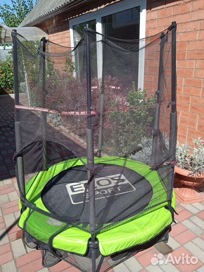 Детский батут с сеткой