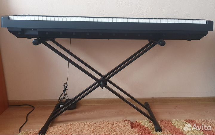 Цифровое пианино yamaha P35 c полным комплектом
