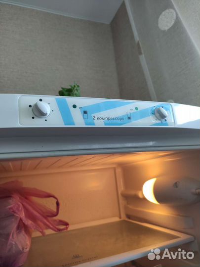 Холодильник indesit