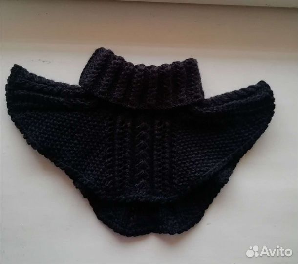 Манишка женская вязаная