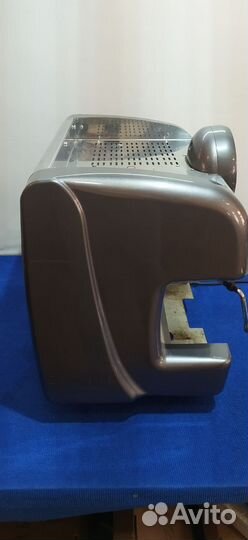 Профессиональная капсульная кофемашина Lavazza