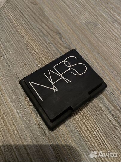 Румяна nars