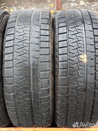 Pirelli Ice Asimmetrico 235/55 R17