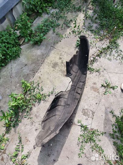 Подкрылки задние на toyota camry 40