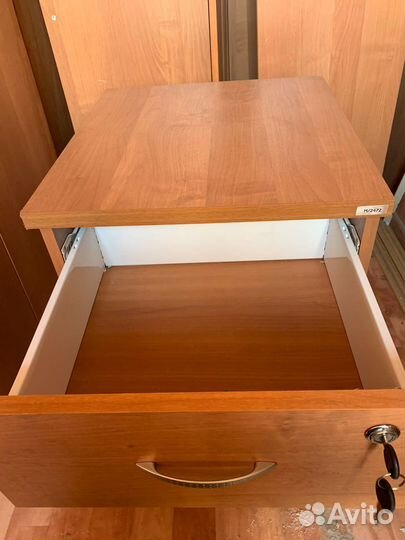 Тумба офисная выкатная