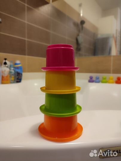 Игрушки для купания в ванной
