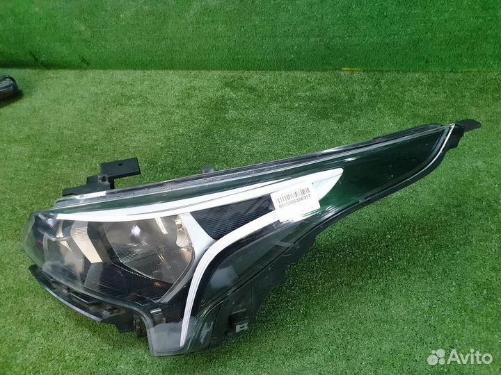 Фара левая Kia Rio