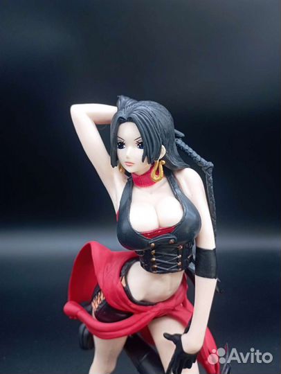 Аниме фигурка девушка с плёткой 24см