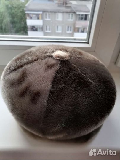 Меховая женская шапка