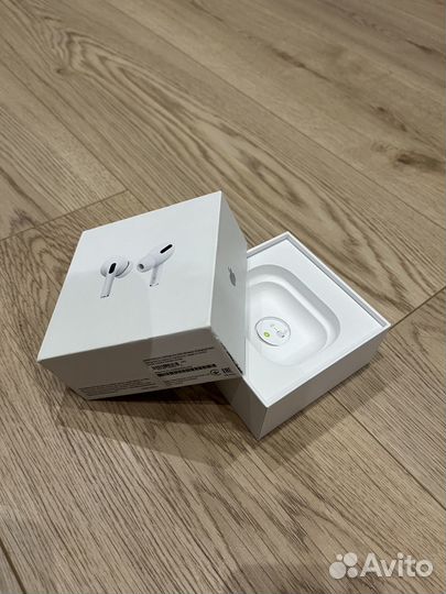 Коробка Apple Airpods Pro