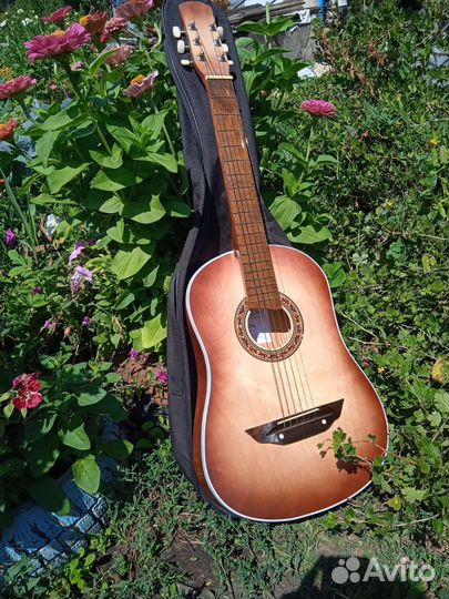 Классическая гитара бу
