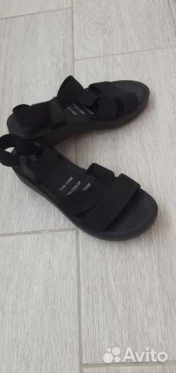 Босоножки для девочки