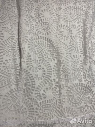 Блузка белая без рукавов 44