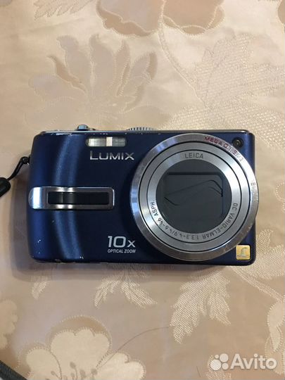 Компактный пленочный фотоаппарат