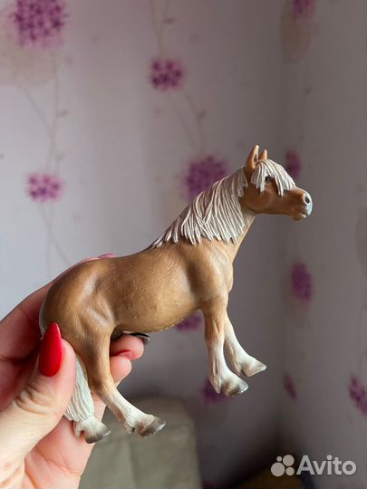 Игрушки лошади schleich
