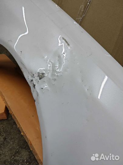 Крыло на toyota mark 2 100 правое