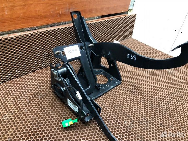 Педальный узел LADA Granta лифтбек 21127 2017