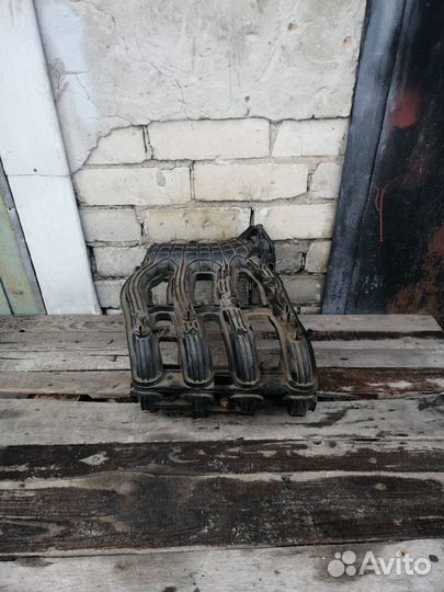 Впускной коллектор LADA Priora Лада Приора 16кл