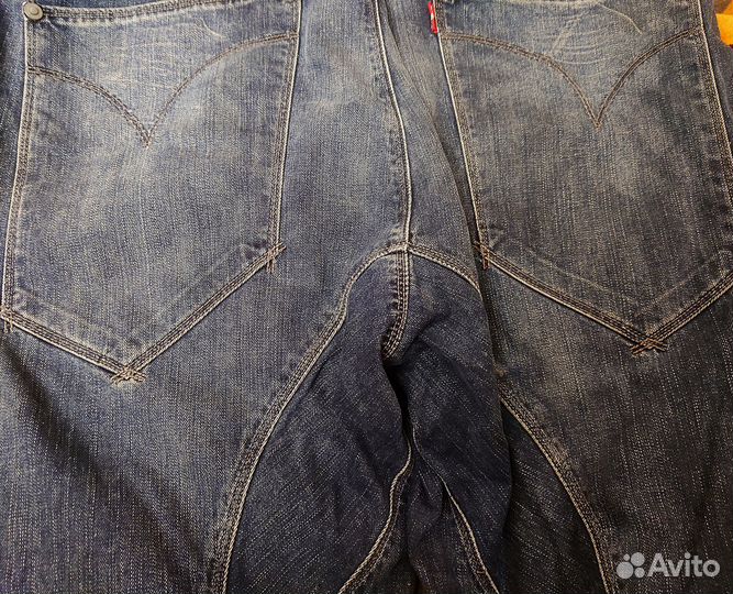 Джинсы Levis Engineered W36 L32, синие