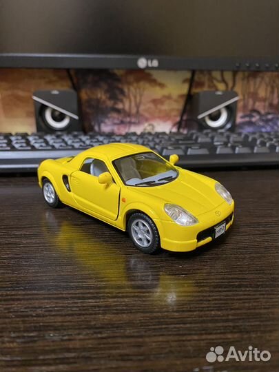 Игрушечные машинки